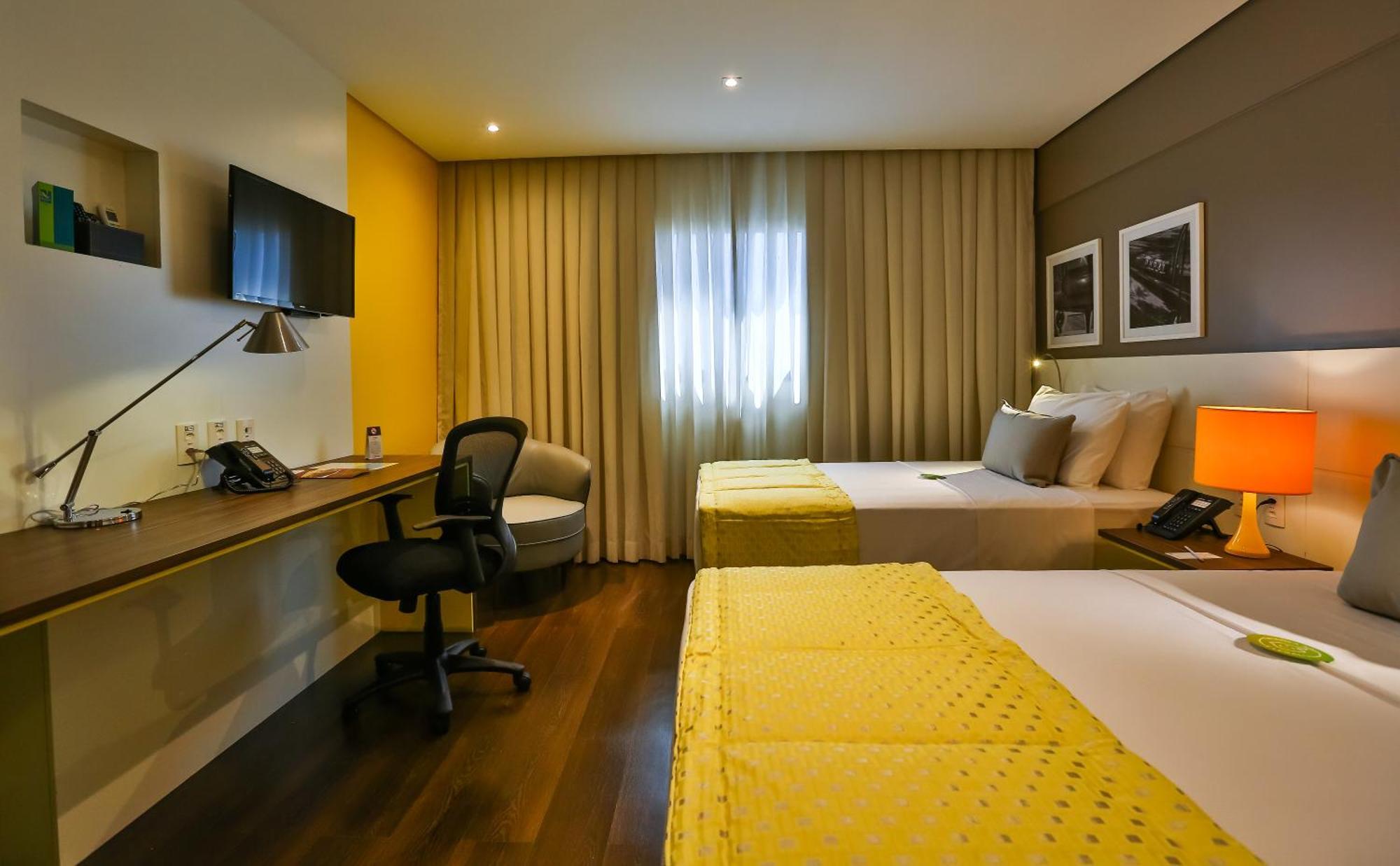 Quality Hotel Flamboyant Гоянія Номер фото