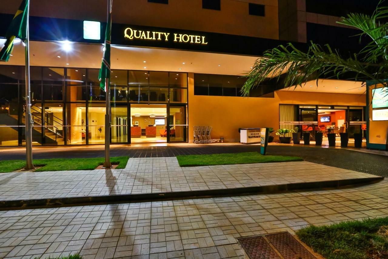 Quality Hotel Flamboyant Гоянія Екстер'єр фото